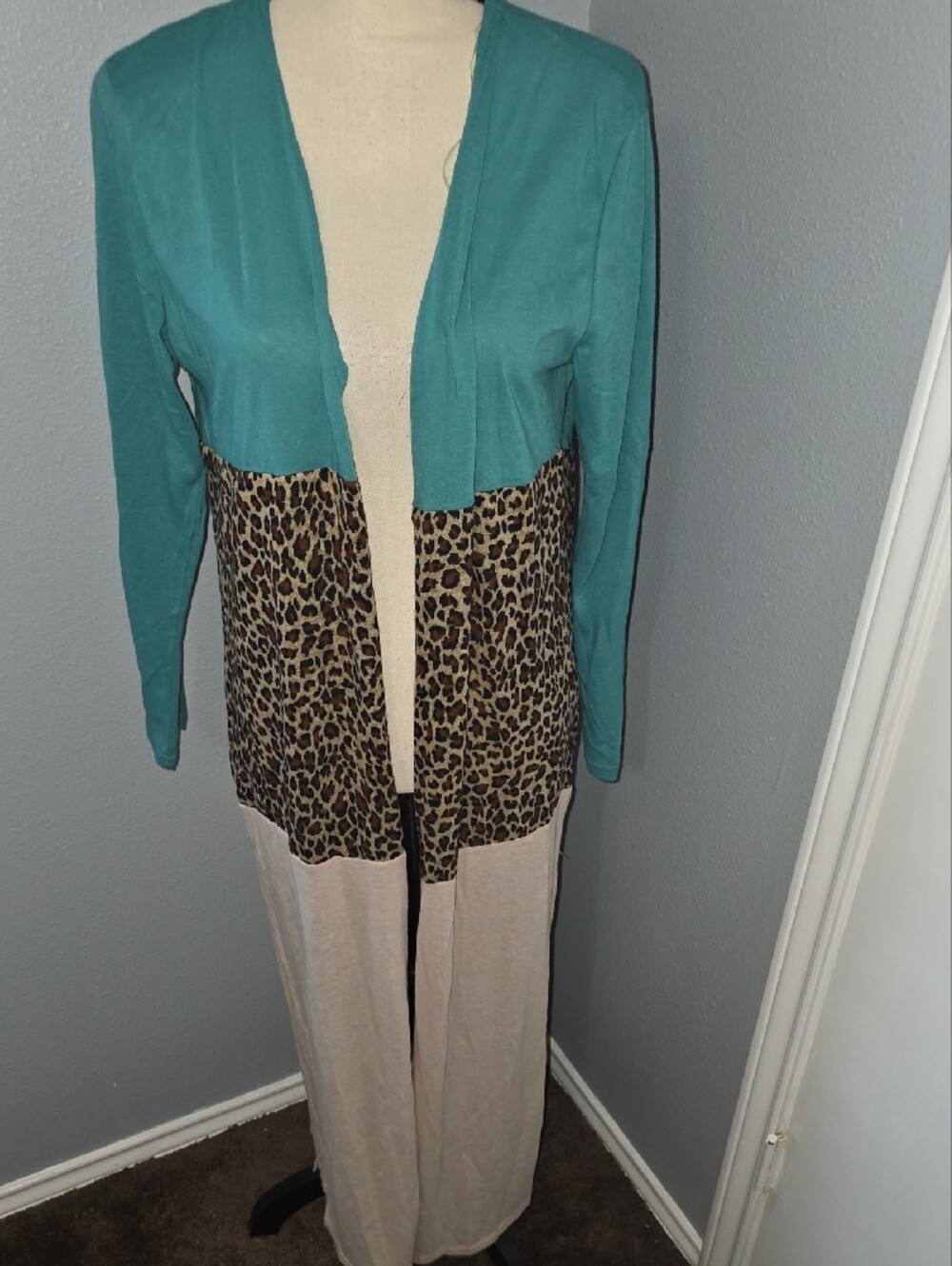 NWT Umgee Tea/Animal Print Linen Blend Colorblock Cardigan Sz M - Picture 4 of 7